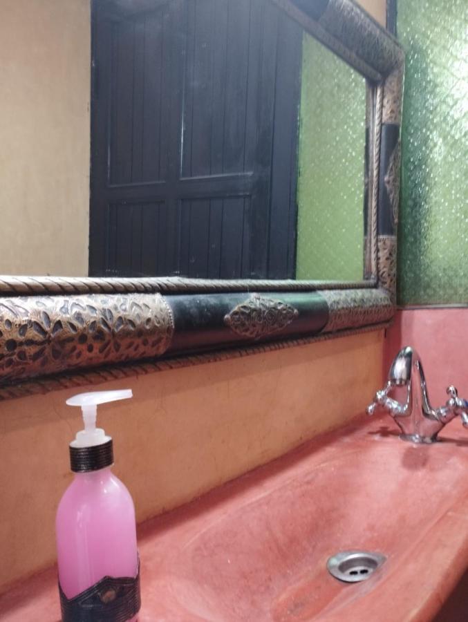Riad Bouchouari 33 Марракеш Экстерьер фото